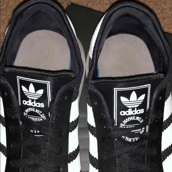 N-5923 adidas men’s shoes size 11.5 - Picture 6 of 8